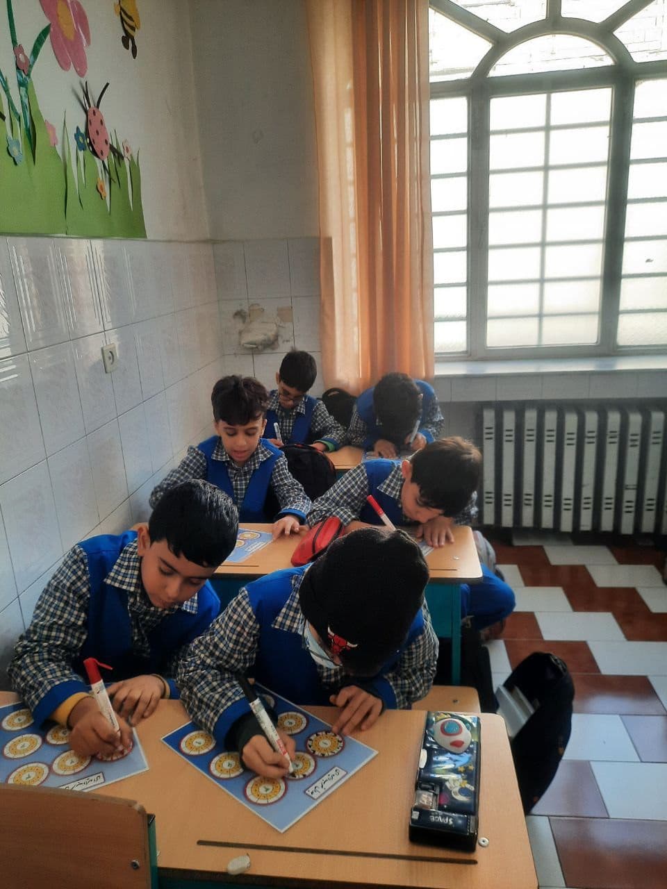  دبستان غیردولتی پسرانه میزان